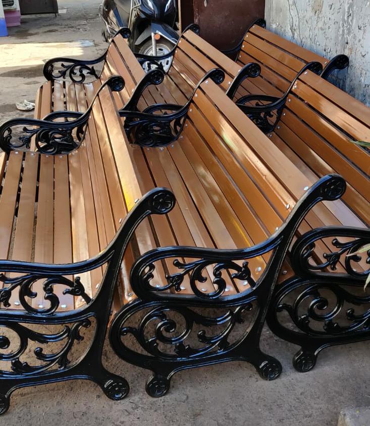 Garden banch (Brown) - Image 2