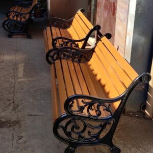 Garden banch (Brown)