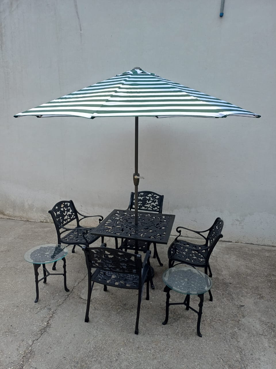 Central Style Umbrella - Image 2